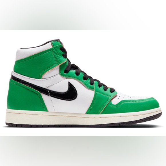 Wmns Jordan 1 Retro High OG “Lucky Green” - Picture 2 of 10